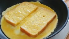 Eier Toast mit einer Pfanne machen