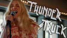 Thunderstruck - Walk off the Earth (AC/DC Cover)