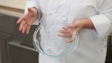 How to Choose the Right Pie Plate for Baking the B...