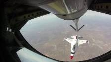 USAF Thunderbirds Refuel Flying to Super Bowl LI