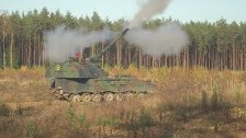 German Panzerhaubitze 2000 Exercise