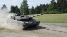 German 3rd Panzer Brigade Leopard 2A6 at Strong Eu...