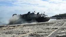 LCAC and LCU operations for Talisman Saber 17