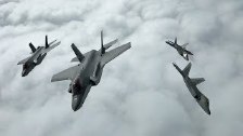 Impressive Formation of F-22s and F-35s over Norwa...