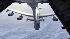 B-52 Stratofortress Moves in to Refuel from KC-10 ...